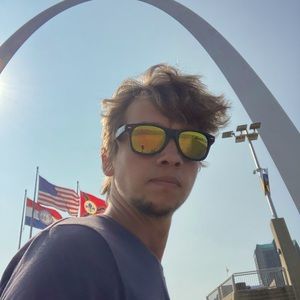 Meet your Posher, Wes